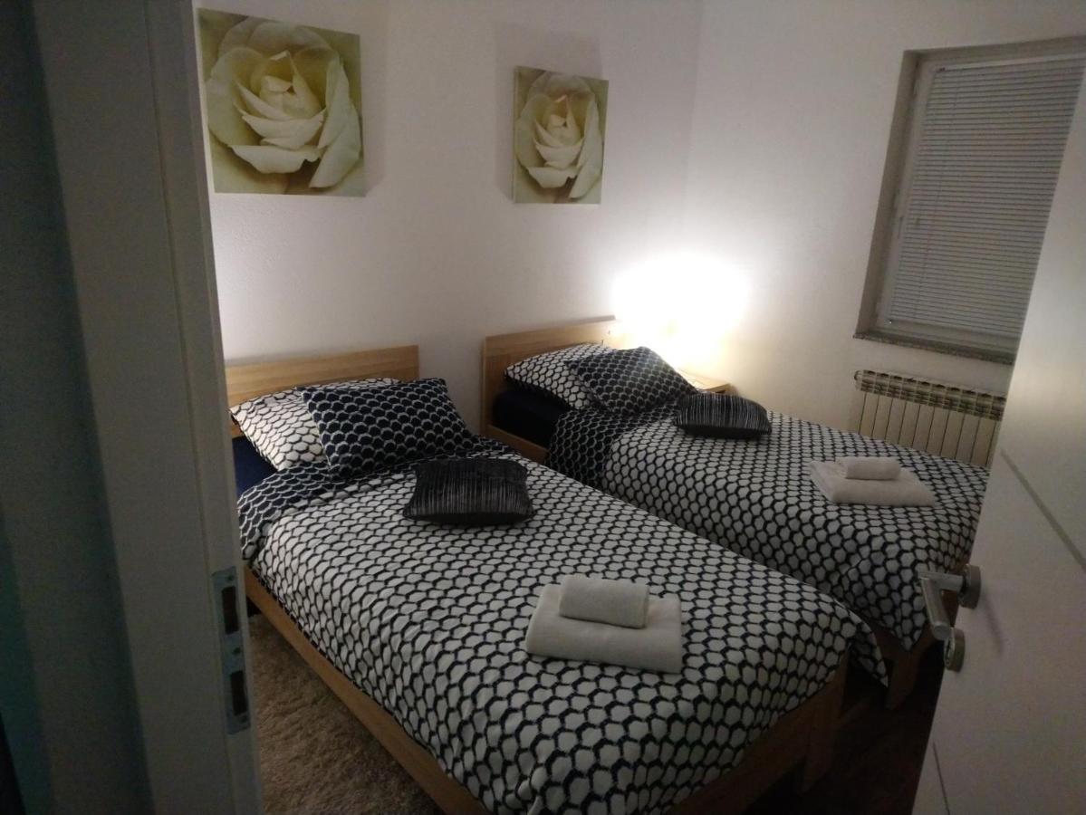 אוטוצאץ Apartman Danijela מראה חיצוני תמונה