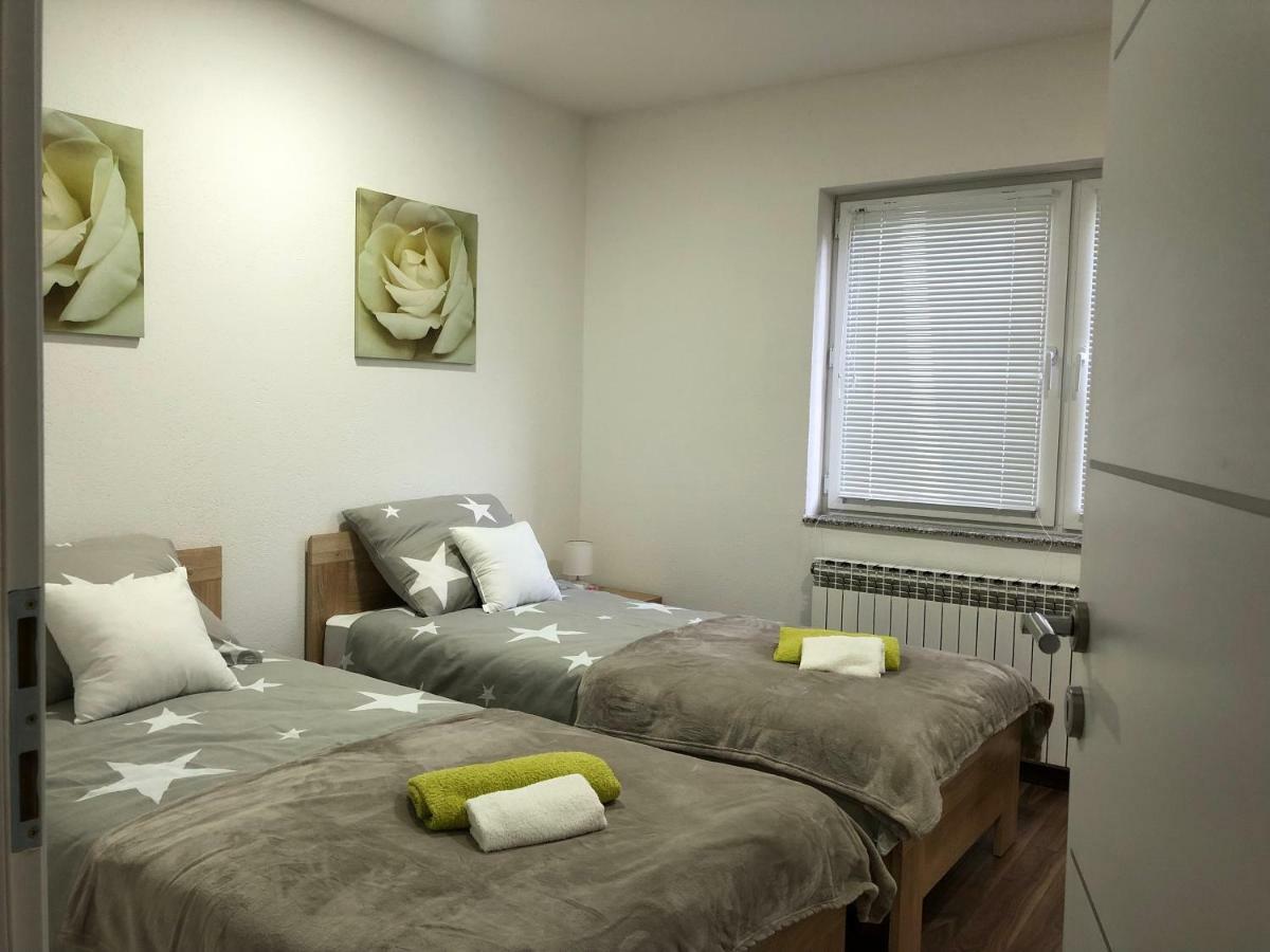 אוטוצאץ Apartman Danijela מראה חיצוני תמונה