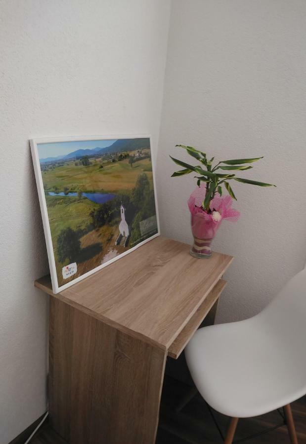 אוטוצאץ Apartman Danijela מראה חיצוני תמונה